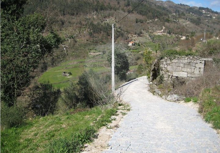 Haus in Cacarilhe e Infesta, Braga, Cacarilhe e Infesta - € 35.000 | Ref: 121751324-175 - Foto 1