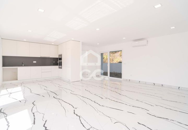 Villa i Coimbra, Coimbra, Coimbra - € 420.000 | Ref: 385/M/00874 - foto 1