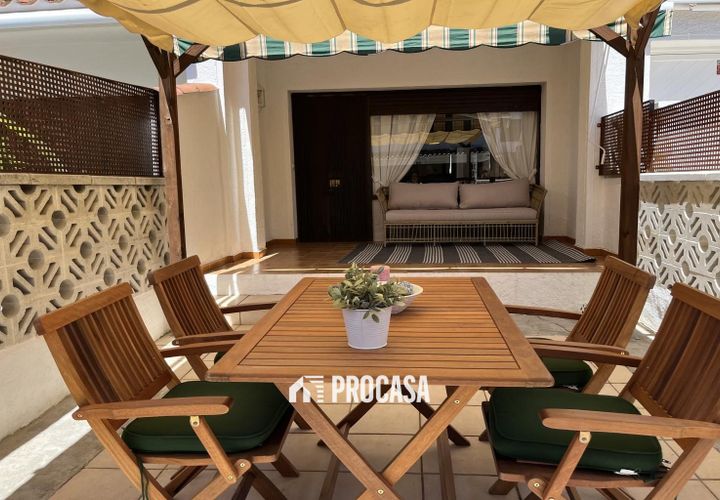 Villa i Empuriabrava, Gerona, Empuriabrava - € 249.000 | Ref: 3819 - foto 1
