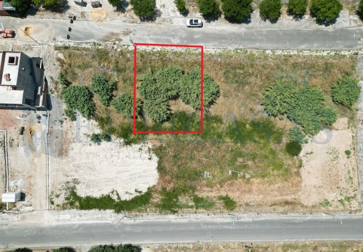 Helårsgrund i Alenquer, Lisbon, Alenquer - € 94.000 | Ref: 135/25 - foto 1