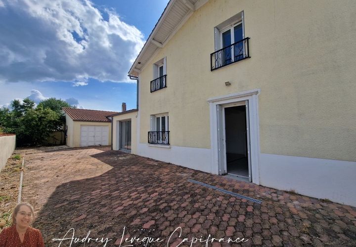 Villa a Bernay-Saint-Martin, Charente-Maritime, Bernay-Saint-Martin - € 141.000 | Ref: 340934480300 - foto 1