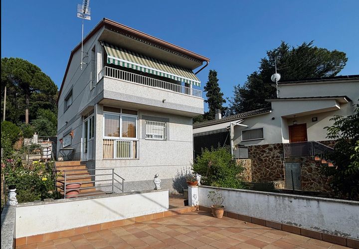 Villa a Vacarisses, Barcelona, Vacarisses - € 305.000 | Ref: EXP10308/8930 - foto 1