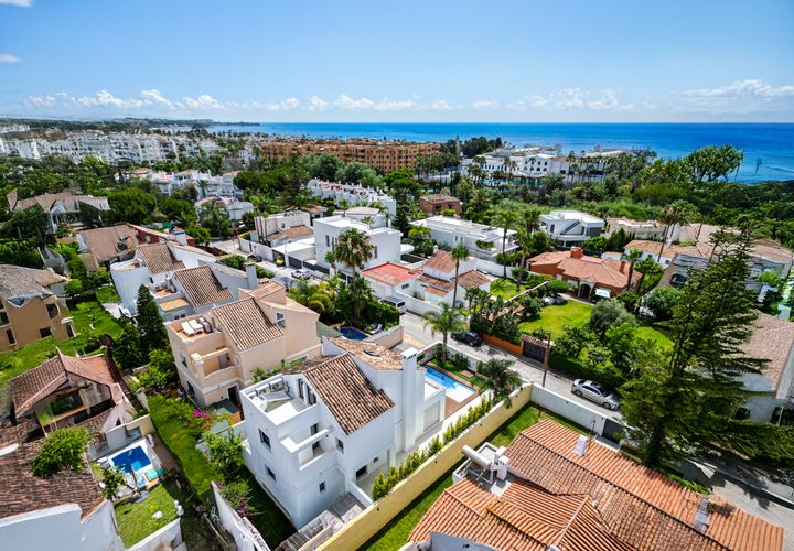 Villa i Estepona, Malaga, Estepona - € 1.895.000 | Ref: WB2402 - foto 1