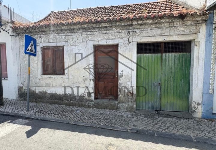 Villa a Gloria do Ribatejo, Santarem, Gloria do Ribatejo - € 77.000 | Ref: DHM-0039/25 - foto 1