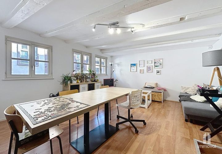 Lejlighed i Strasbourg, Bas-Rhin, Strasbourg - € 230.000 | Ref: T66147-IMMOVAL - foto 1