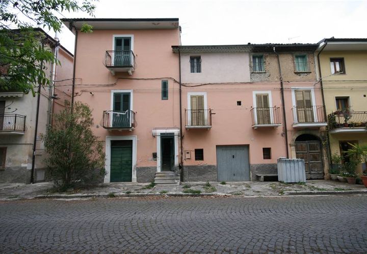 Villa a Raiano, L'Aquila, Raiano - € 80.000 | Ref: RA136 - foto 1