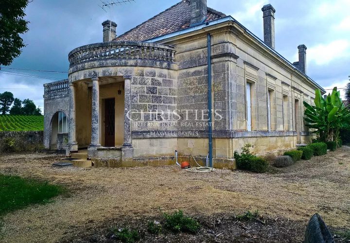 Villa i Blaye, Gironde, Blaye - € 950.000 | Ref: XR1041 - foto 1
