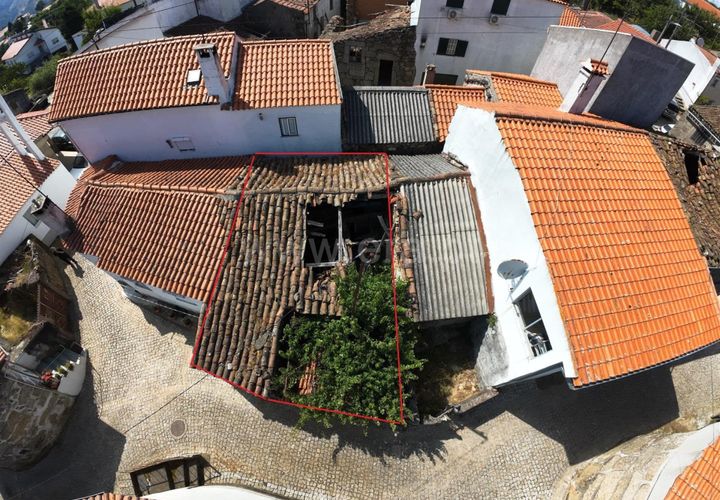 Landsbyhus i Guarda, Guarda, Guarda - € 12.380 | Ref: 046250159 - foto 1
