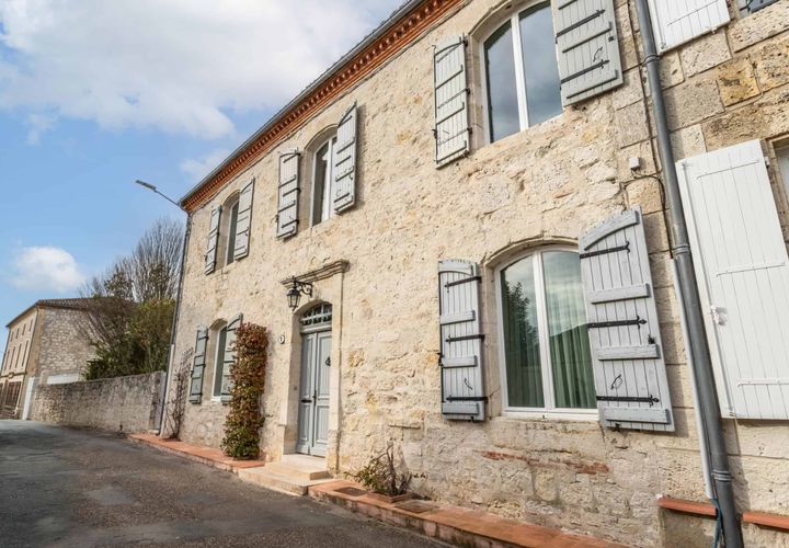 Villa i Agen, Lot-et-Garonne, Agen - € 450.000 | Ref: WMC545 - foto 1
