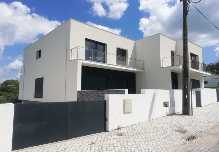 Villa i Ourem, Santarem, Ourem - € 340.000 | Ref: SF-SAFTI:006725 - foto 1