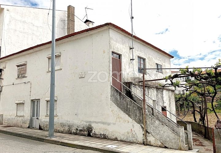 Villa - Miranda do Douro, Braganca, Miranda do Douro - € 145 000 | Réf : ZMPT577510 - photo 1