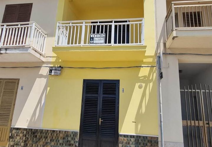 Villa i Castelvetrano, Trapani, Castelvetrano - € 175.000 | Ref: 8682RV33058 - foto 1