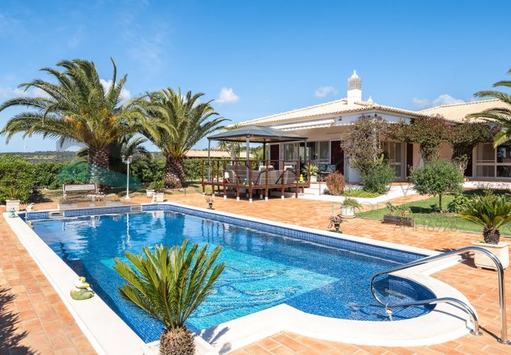 Villa a Bensafrim, Faro, Bensafrim - € 1.150.000 | Ref: HTP-0908 - foto 1