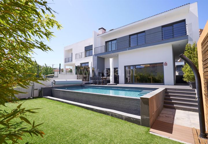 Landsbyhus i Loures, Lisbon, Loures - € 775.000 | Ref: 042250096 - foto 1