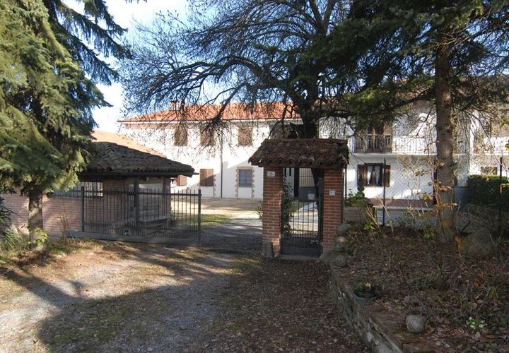 Villa a Roddino, Cuneo, Roddino - € 149.000 | Ref: RDN017 - foto 1