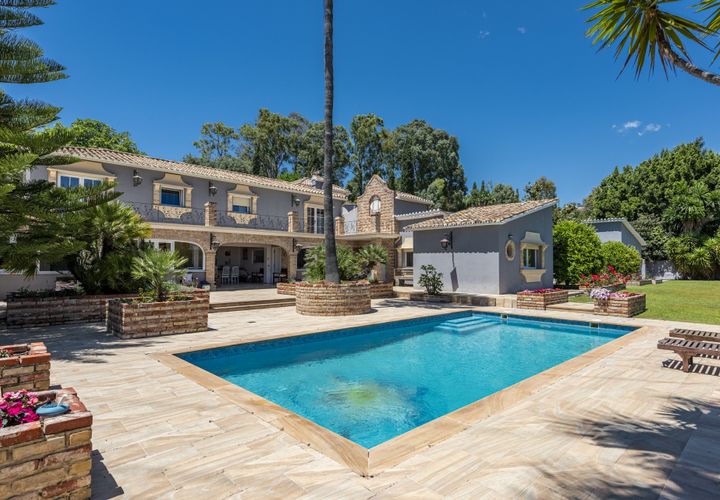 Villa i Benahavis, Malaga, Benahavis - € 1.900.000 | Ref: R112-10447 - foto 1