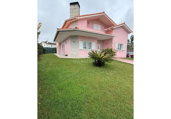 Villa i Esposende, Braga, Esposende - € 372.000 | Ref: EM395 - foto 1