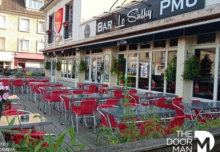 Erhvervsejendom i Vimoutiers, Orne, Vimoutiers - € 152.600 | Ref: 8413 - foto 1