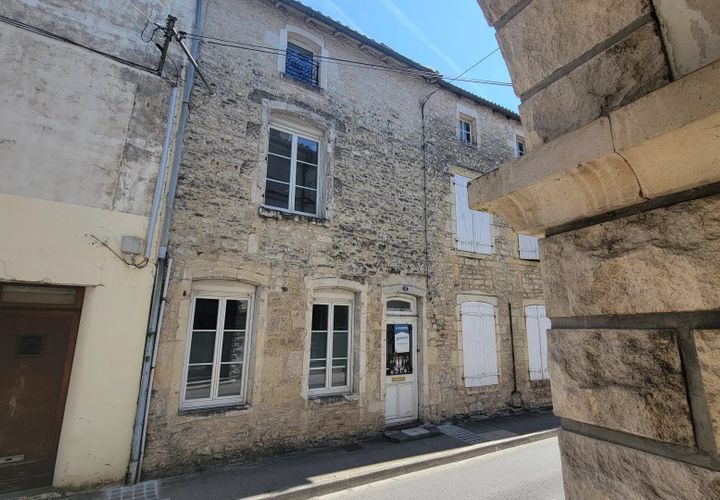Villa i Ruffec, Charente, Ruffec - € 140.610 | Ref: BVI81554 - foto 1