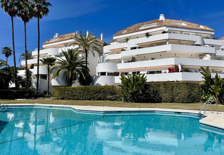 Penthouse i Marbella, Malaga, Marbella - € 650 000 | Ref: BLXE-1022 - foto 1