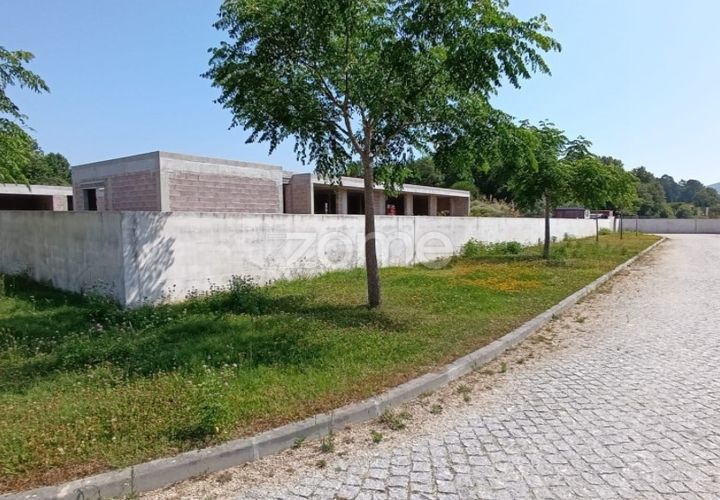 Villa i Amares, Braga, Amares - € 430.000 | Ref: ZMPT577688 - foto 1
