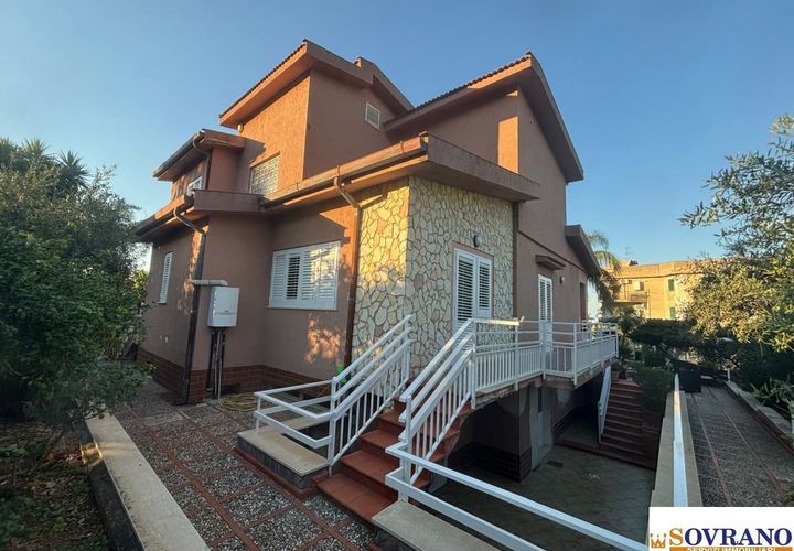 Villa a Carini, Palermo, Carini - € 400.000 | Ref: 91/25 - foto 1