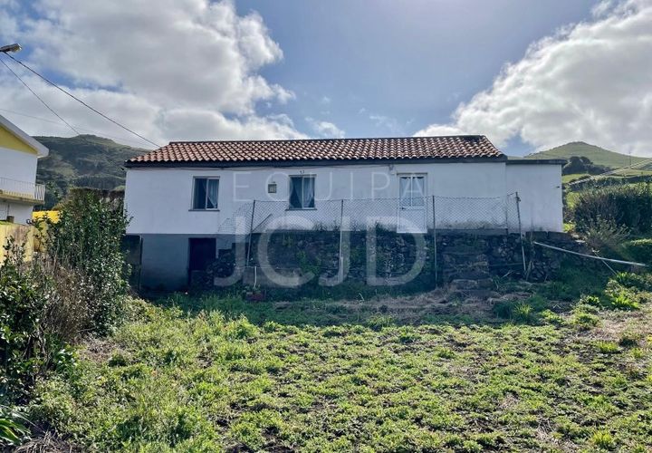 Villa a Lomba, Flores, Lomba - € 140.000 | Ref: 120991397-706 - foto 1
