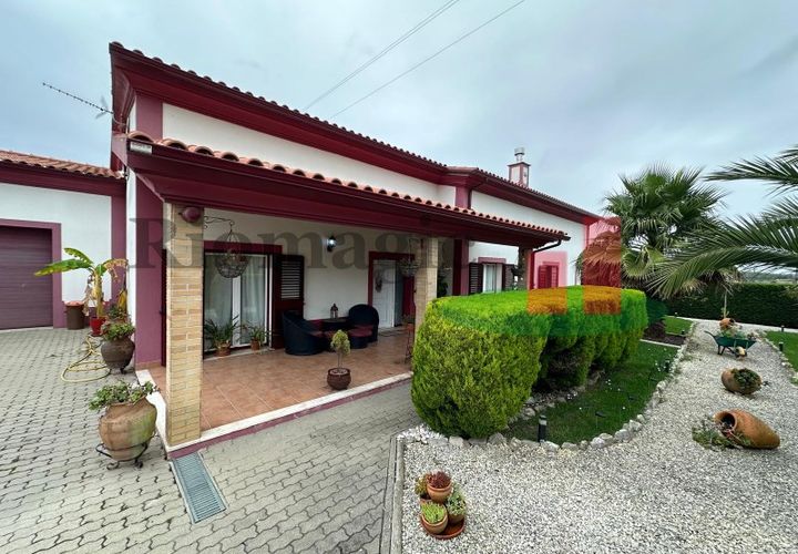 Villa a Rio Maior, Santarem, Rio Maior - € 490.000 | Ref: 449.24 - foto 1