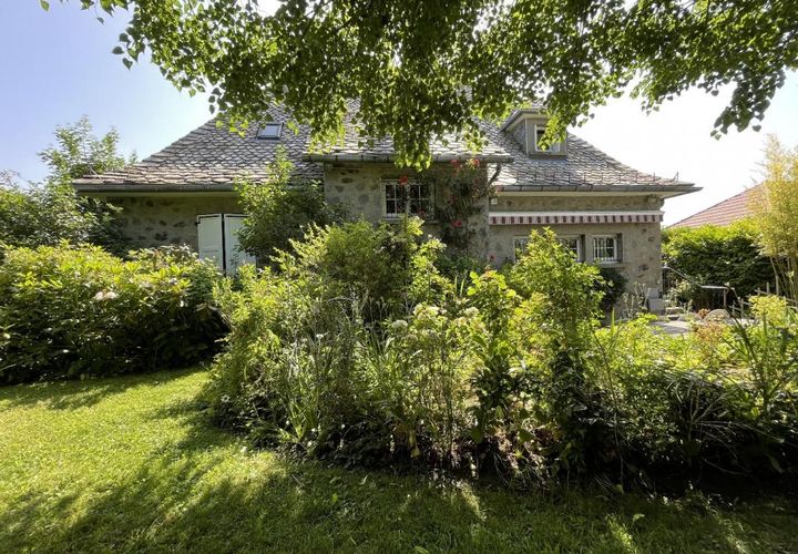 Villa a Aurillac, Cantal, Aurillac - € 583.000 | Ref: 91DD3267829449A0 - foto 1