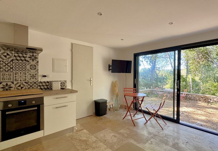 Villa i Nimes, Gard, Nimes - € 179.000 | Ref: 2177-1 - foto 1