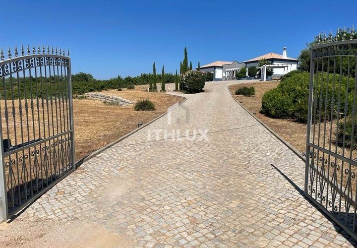 Villa i Tavira, Faro, Tavira - € 1.990.000 | Ref: ITH3698 - foto 1