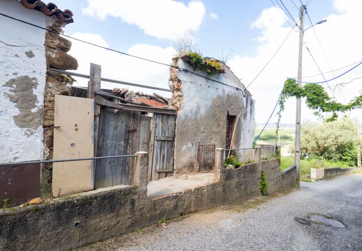 Villa i Alcobaca, Leiria, Alcobaca - € 40.000 | Ref: 0563-01817 - foto 1