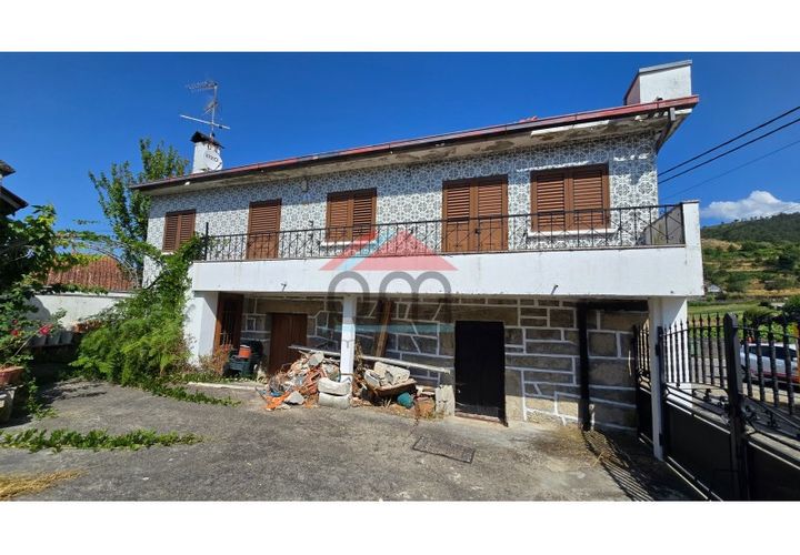 Villa i Gave, Viana do Castelo, Gave - € 60.000 | Ref: M558 - foto 1