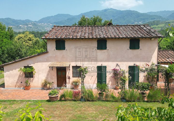 Villa i Capannori, Lucca, Capannori - € 770.000 | Ref: IA04064 - foto 1
