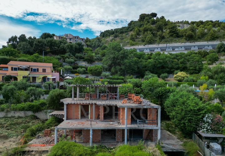 Villa i Ventimiglia, Imperia, Ventimiglia - € 1.500.000 | Ref: 23392 - foto 1