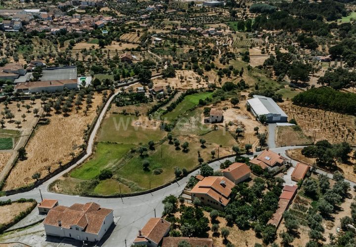 Terra a Seia, Guarda, Seia - € 80.000 | Ref: 382250068 - foto 1