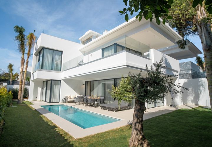 Villa a Marbella, Malaga, Marbella - € 3.500.000 | Ref: 739016 - foto 1