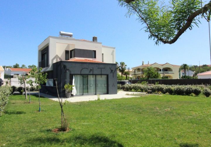 Villa a Ferreiras, Faro, Ferreiras - € 690.000 | Ref: City-24-43V - foto 1