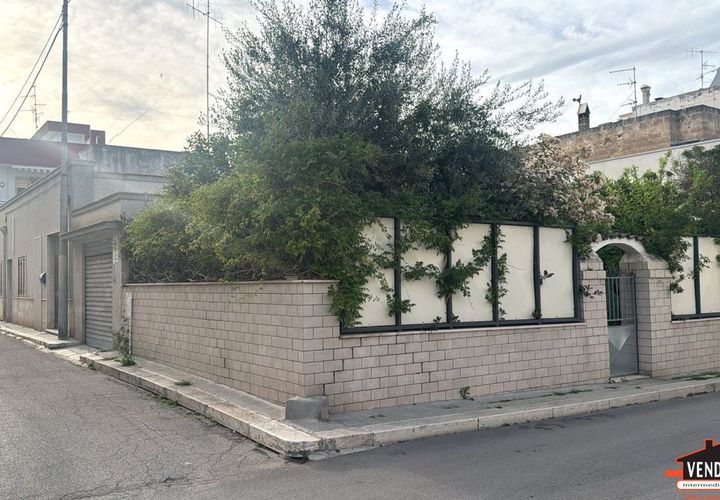 Villa a Adelfia, Bari, Adelfia - € 200.000 | Ref: C281 - foto 1