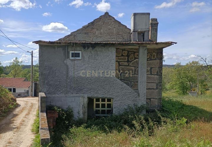 Villa a Queiriz, Guarda, Queiriz - € 39.500 | Ref: C0283-00881 - foto 1