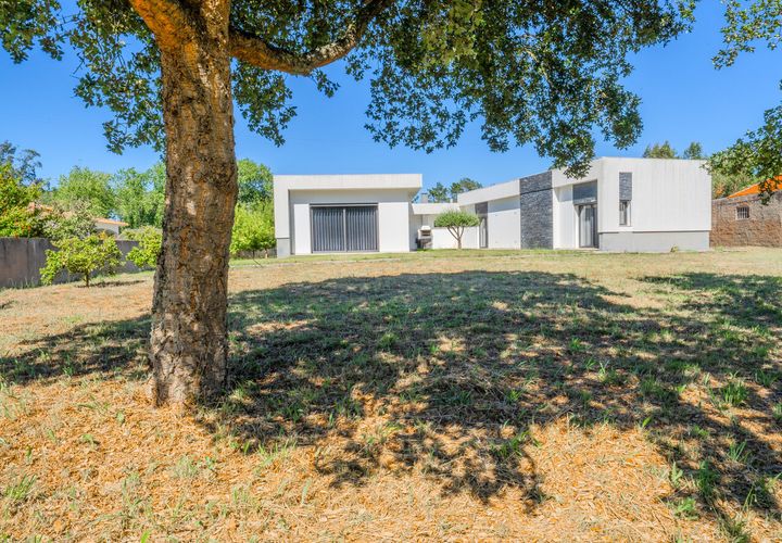 Villa i Alcobaca, Leiria, Alcobaca - € 450 000 | Ref: SF-SAFTI:006967 - foto 1