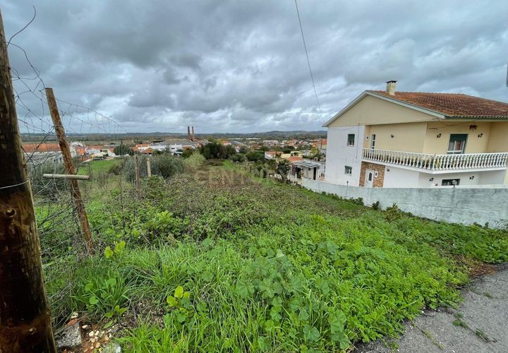 Helårsgrund i Coimbra, Coimbra, Coimbra - € 65.000 | Ref: C0396-00501 - foto 1