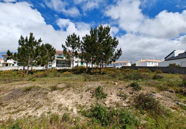 Helårsgrund i Foz do Arelho, Leiria, Foz do Arelho - € 125.000 | Ref: BL1264 - foto 1