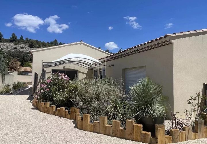 Villa i Aureille, Bouches-du-Rhone, Aureille - € 550.000 | Ref: 0609 - foto 1