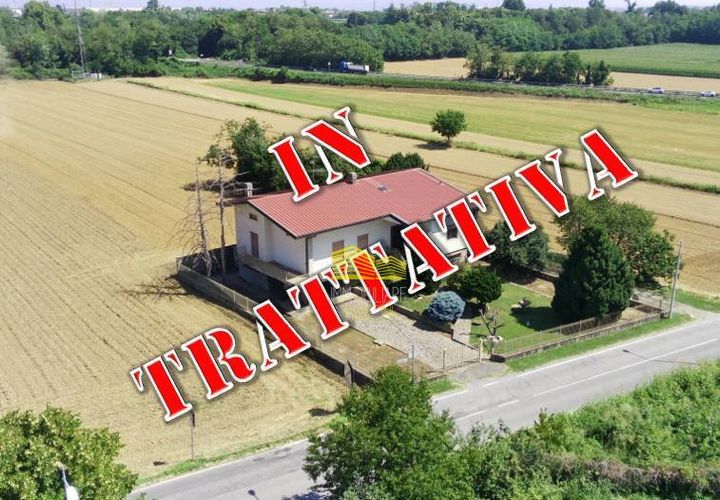 Villa i Brembate, Bergamo, Brembate - € 309.000 | Ref: 397 - foto 1