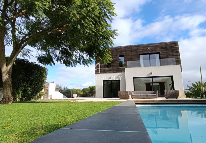 Villa i Cascais, Lisbon, Cascais - € 2.600.000 | Ref: TAPT01-1040_CKH - foto 1