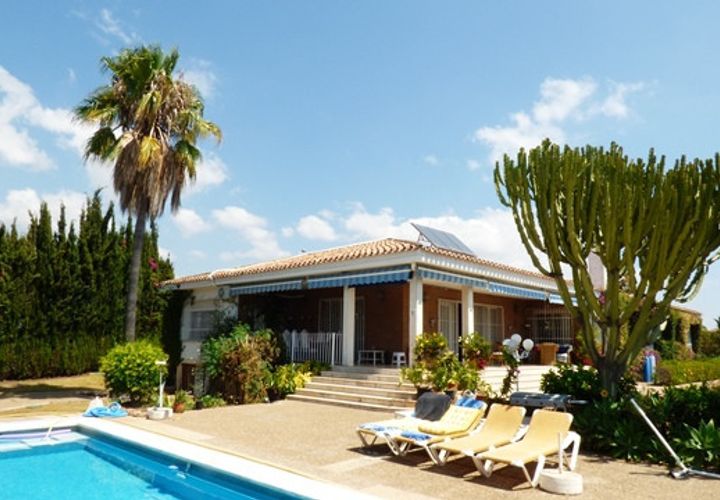 Villa a Marbella, Malaga, Marbella - € 1.600.000 | Ref: CDS2308304-FO - foto 1