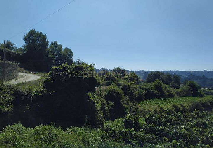 Helårsgrund i Amarante, Porto, Amarante - € 45.000 | Ref: C0406-01927 - foto 1