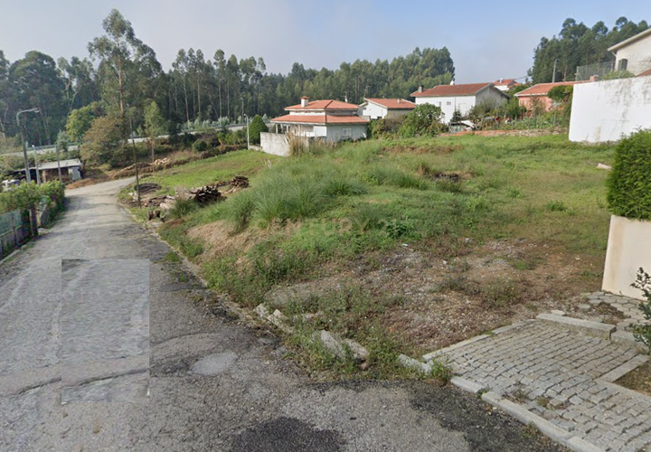 Helårsgrund i Sandim, Porto, Sandim - € 140.000 | Ref: C0406-01337 - foto 1