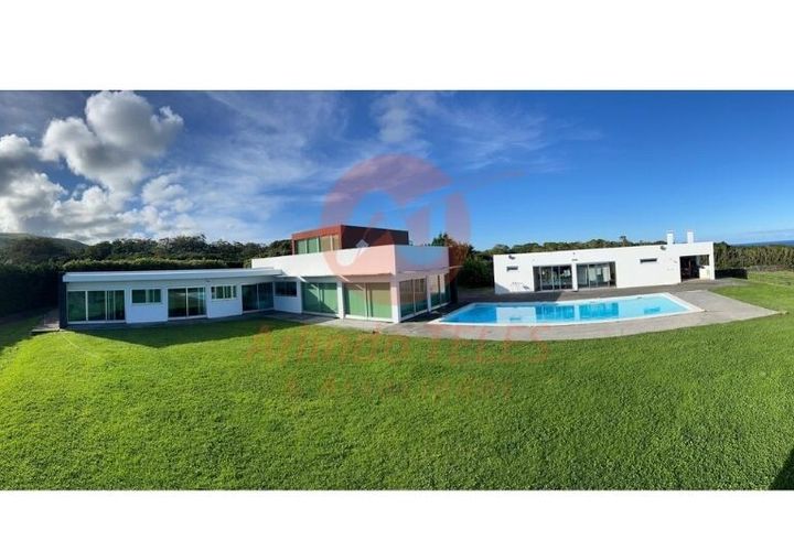 Byhus i Angra do Heroismo, Terceira, Angra do Heroismo - € 1.600.000 | Ref: M996 - foto 1